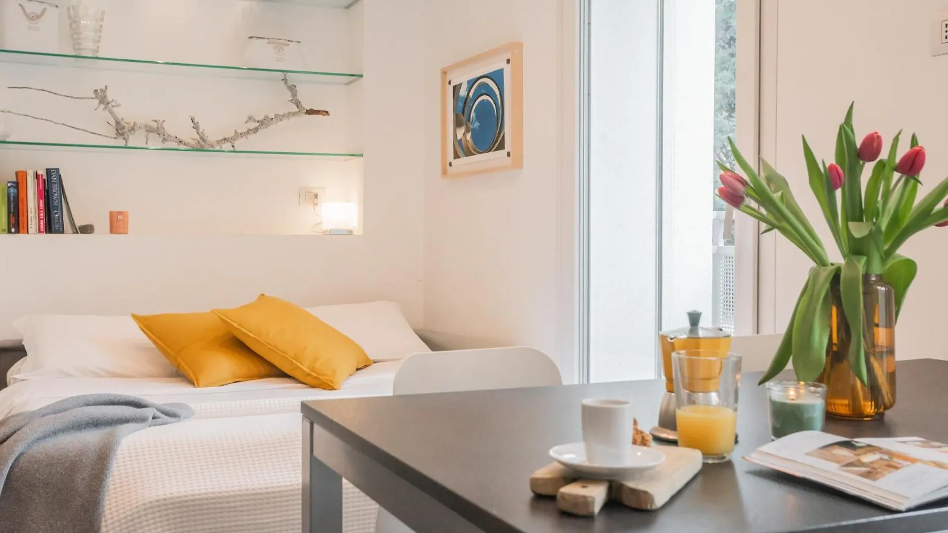 Borsieri Como Apartments With Parking By Rent All Como