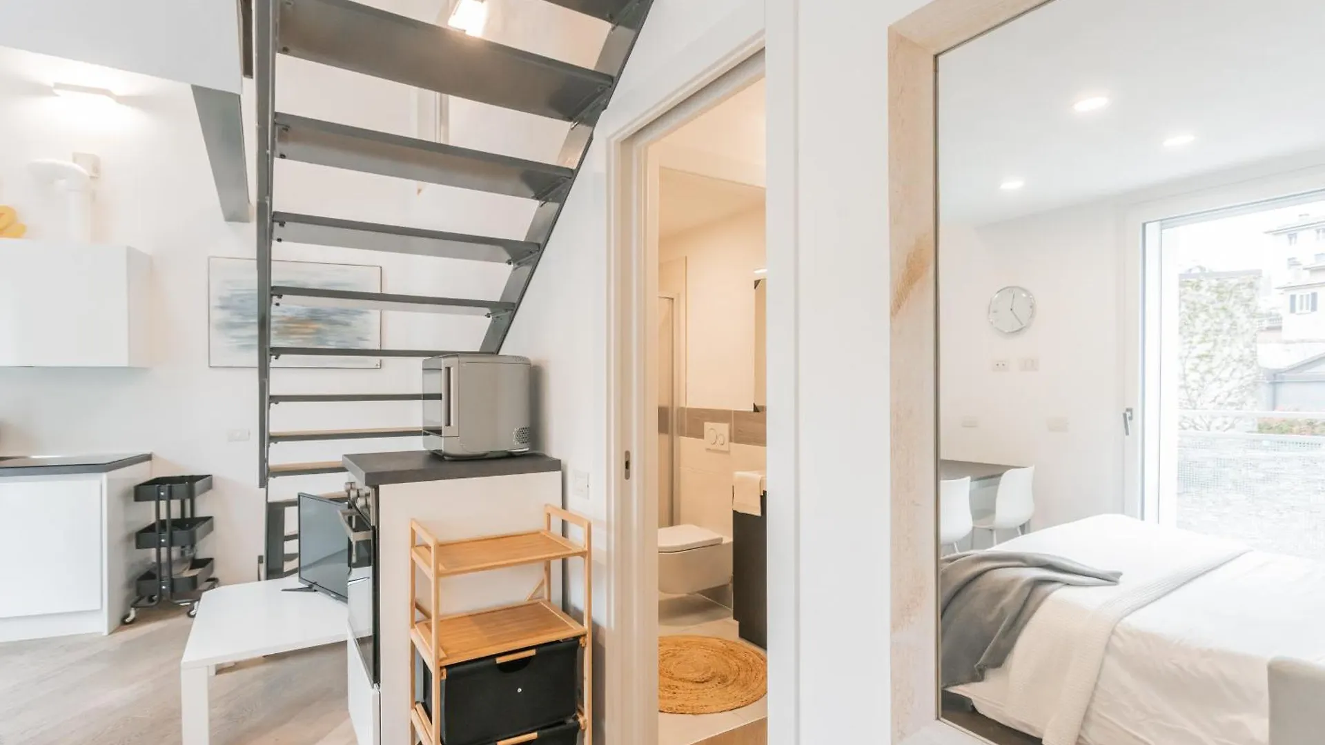 Borsieri Como Apartments With Parking By Rent All Como