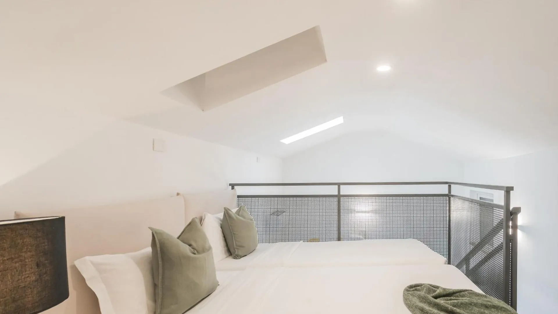 Borsieri Como Apartments With Parking By Rent All كومو