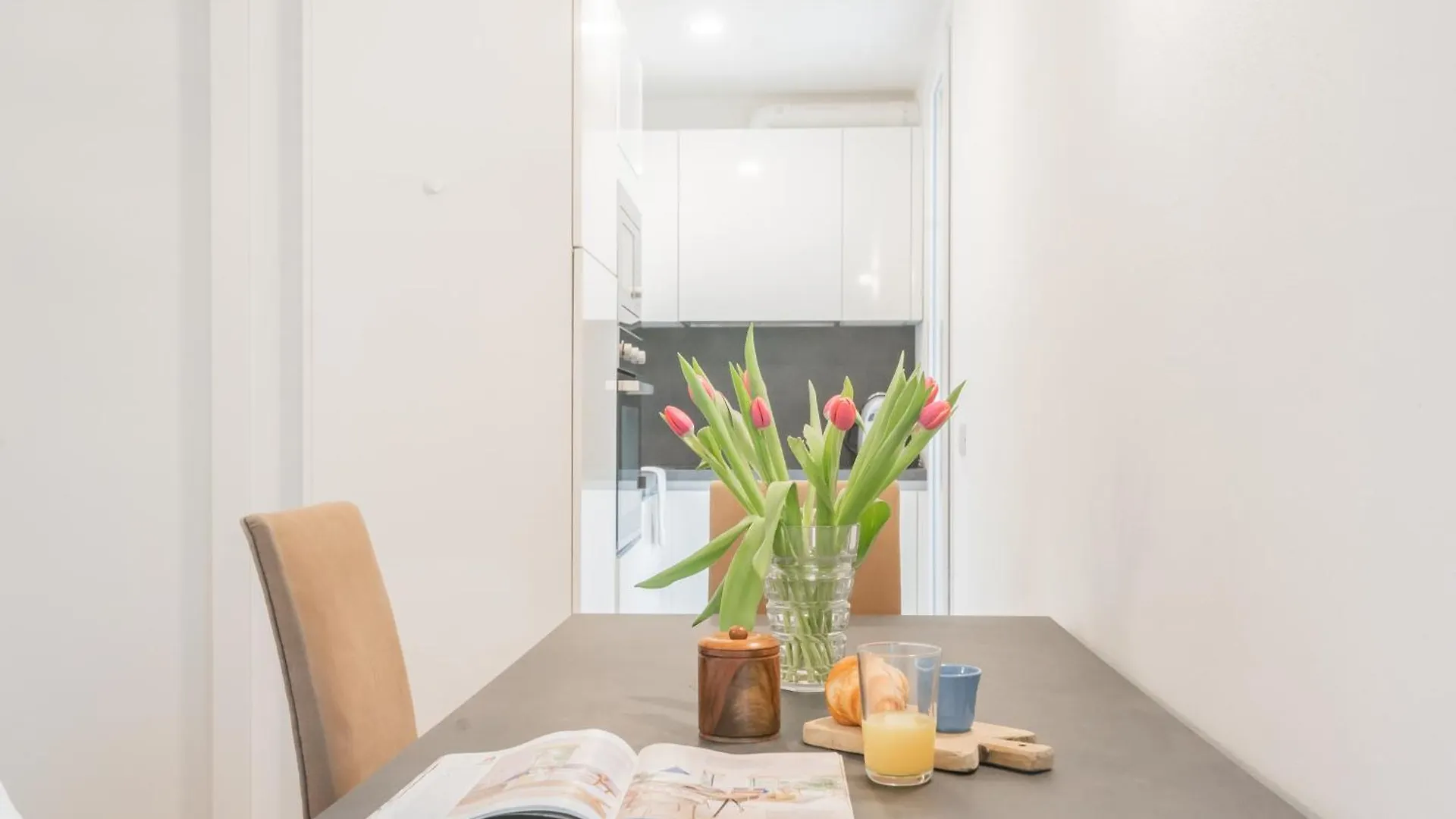Borsieri Como Apartments With Parking By Rent All كومو