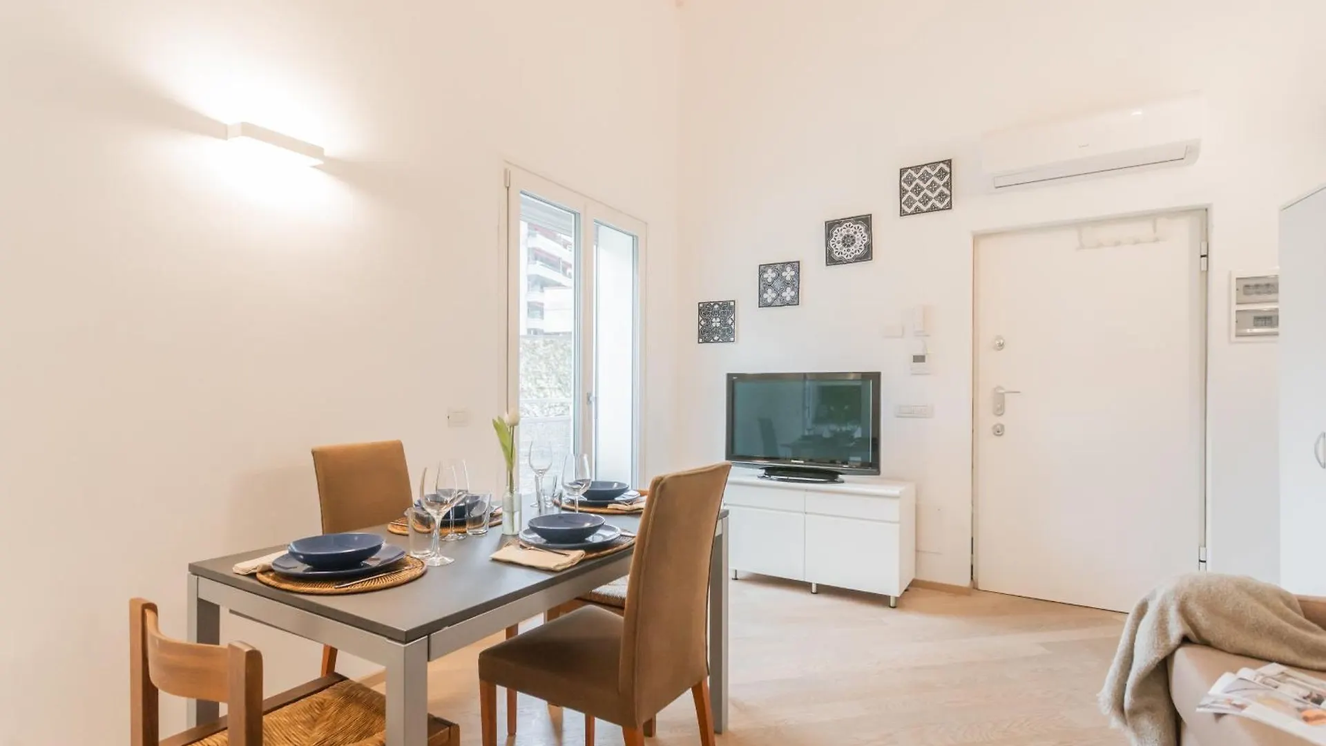 Borsieri Como Apartments With Parking By Rent All كومو