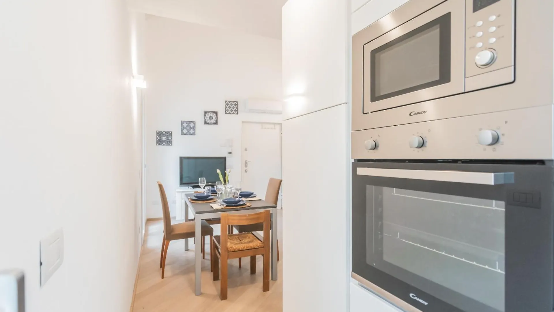 Borsieri Como Apartments With Parking By Rent All كومو